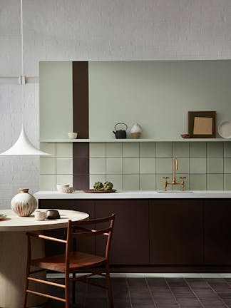 Wall: Aquamarine - Pale Kitchen Units: Purple Brown